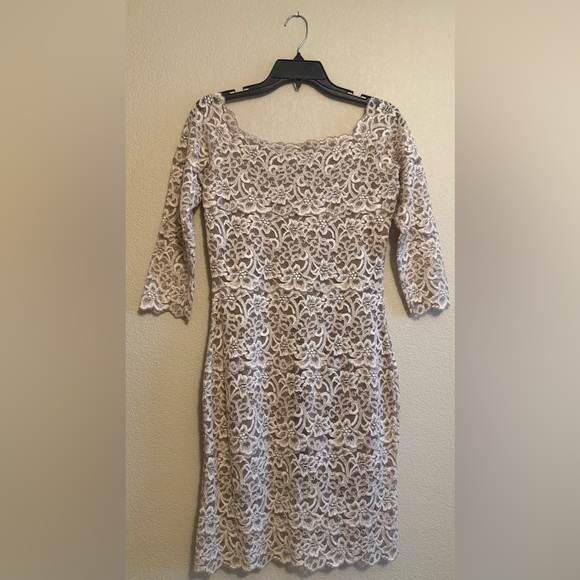 White House Black Market Champagne Bodycon Dress Size Medium Formal Party - Picture 4 of 7